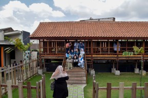 Ada Ikan Predator hingga Menanam Padi, Ini Wisata Favorit Anak-anak di Surabaya Selama Libur Sekolah