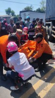 Pengendara Vario Tewas Usai Tabrak Trailer di Jalan Kalianak Surabaya