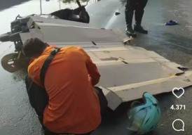 Biker Tewas Terlindas Truk di Kawasan Osowilangun Surabaya