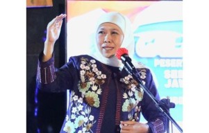 Awas! Ini Ancaman Gubernur Khofifah Jika Sekolah Masih Berani Jual Seragam