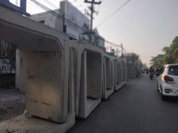 Pemkot Surabaya Gelontorkan Ratusan Miliar untuk Proyek Drainase di Kawasan Rawan Banjir