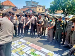 Pasar Keputran Surabaya Ditertibkan, Ratusan Petugas Disiagakan