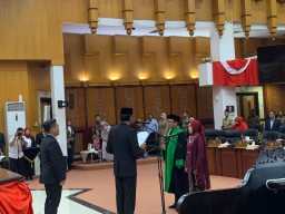 Gantikan Riswanto, Tri Indah Ratna Sari Resmi Dilantik jadi Anggota DPRD Surabaya