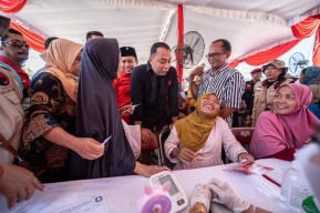 Warga Antusias Ikuti Baksos Kapal Laksamana Malahayati, Eri Cahyadi: Terima Kasih PDIP!