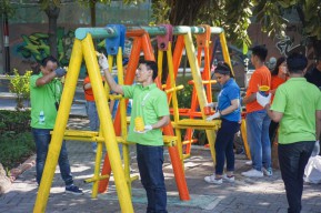 Peringati World Clean Up Day 2023, ASCOTT Jatim Bersih-bersih Taman Prestasi Surabaya