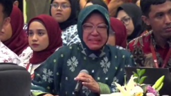 Mensos Risma Menangis hingga Berhenti Pidato di Forum Tingkat Tinggi ASEAN