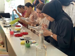 ARTOTEL TS Suites Gelar Art Craft Workshop Ramah Lingkungan
