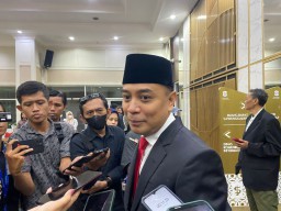 Pedagang Watu-watu Kenjeran Ngamuk Tak Mau Ditertibkan, Begini Sikap Wali Kota Eri