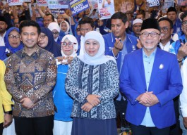 Jalankan Mandat Almarhum KH Hasyim Muzadi, Zulkifli Hasan Dorong Khofifah Maju Pilgup Jatim 2024