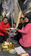 HUT PDIP ke-51 Putra Mensos Risma Gelar Tasyakuran Bersama Warga di Surabaya