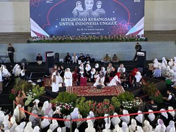 Siti Atikoh Gelar Istigasah Akbar untuk Kemenangan Ganjar-Mahfud di Surabaya