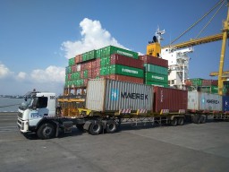 Kinerja 2023 PT Terminal Petikemas Surabaya Alami Peningkatan Signifikan