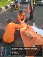 Pesepeda Angin Tewas Ditabrak PCX di Surabaya