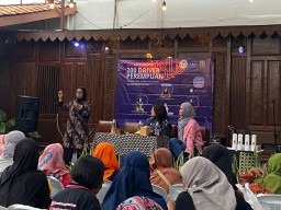 Jadi Wadah Aspirasi, Ratusan Ojol Perempuan Keluhkan Akses Kesehatan dan Ketenagakerjaan ke TPN Ganjar-Mahfud Surabaya