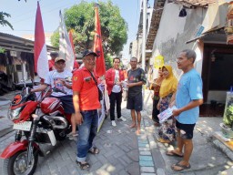 Eri Irawan Keliling Kampung Sukolilo, Warga Teriakkan “Ganjar Presiden”