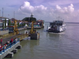 Pelindo 3 Sebut Kuantitas Penumpang Kapal Ro-Ro Tunjukkan Tren Positif di 2023