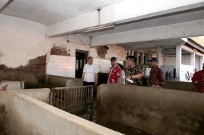 Kembangkan Wisata Religi Ampel Surabaya, Pemkot Pindah RPH dan Kandang Babi