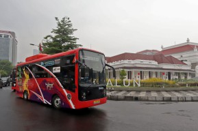 Bus Listrik BTS Sudah Beroperasi di Surabaya, Ini Rutenya
