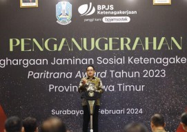 Aktivasi IKD Tertinggi, Pemprov Jatim Sabet Penghargaan Dukcapil Prima Award 2024