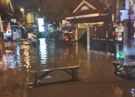 Hujan Deras, Pepelegi dan Bungurasih Terendam Banjir