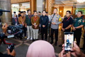 Kapolda Jatim Pastikan Rekapitulasi Pemilu Berjalan Aman dan Lancar