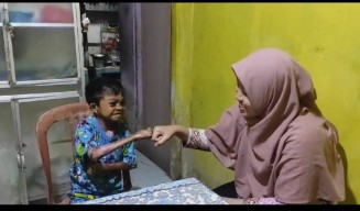 Kemensos Bantu Pengobatan Penderita Dermolisis Bulosa di Kendari