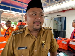 Warga Bawean Masih Khawatir Tinggal di Dalam Rumah