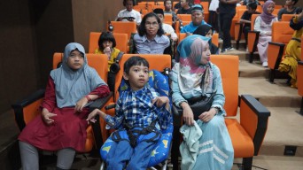 Belasan Anak Disabilitas Nonton Bareng Film Inspiratif Bareng Kemensos