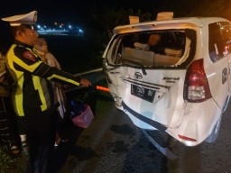 Kecelakaan Beruntun di Tol Sumo, Bayi 7 Bulan Dilarikan ke Rumah Sakit