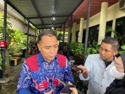 Jokowi Bakal Beri Tanda Kehormatan 15 Kepala Daerah, Ada Bobby dan Gibran