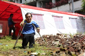 Kisah Alip, Difabel yang Selalu Hadir saat Bencana