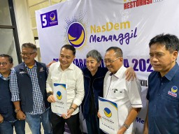 Pendaftaran Ditutup, Eri-Armuji Ngotot Daftar Pilwali ke NasDem