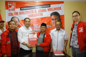 Daftar Pilwali ke PSI, Eri Cahyadi: Membangun Surabaya Tak Bisa One Man Show