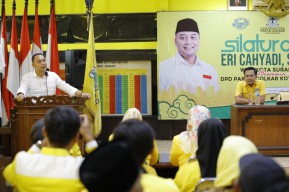 Bahas Pilwali 2024, Eri Cahyadi Datangi DPD Golkar Tanpa Armuji
