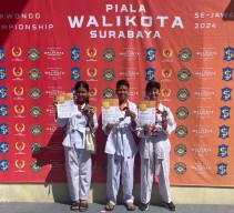 SMP Labschool Unesa 3 Sabet Medali di Kejuaraan Taekwondo Piala Walikota