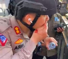 Demonstran Ricuh, Kasatlantas Polrestabes Surabaya Terluka