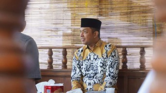 Besar di Lingkungan Pondok Pesantren, Begini Sosok Pendamping Risma di Pilgub Jatim 2024