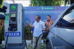 Dukung Transisi Energi Bersih, SIER Luncurkan SPKLU Fast Charging