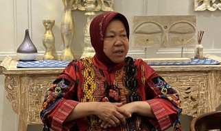 Jawaban Bijak Risma Tanggapi Kemesraan Eri Cahyadi Bersama Khofifah