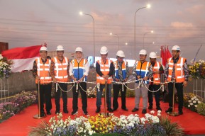 Wali Kota Eri Resmikan Flyover Teluk Lamong, Atasi Macet dan Arus Logistik di Surabaya