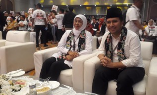 Khofifah-Emil Tetap Waspada Terhadap Paslon Lainnya