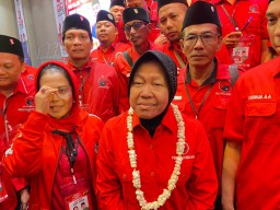 Cagub Risma Jelaskan Arti Slogan Resik-Resik Jawa Timur