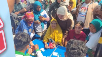 Khofifah Gencar Blusukan Pasar Tradisional di Surabaya