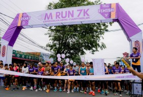 Jalanan Berwarna Ungu, Hotel Midtown Xpress Sampit Sukses Gelar M-Run 2024