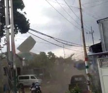 Cuaca Ekstrem, Puting Beliung Porak-porandakan Surabaya, Begini Penjelasan BMKG