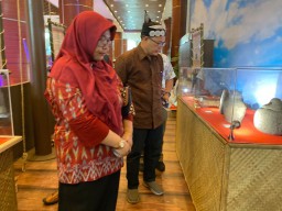 Wilwatikta Acarita: Hidupkan Majapahit Lewat Seminar dan Pameran di UNAIR