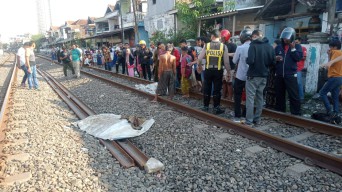 Kecelakaan Maut di Perlintasan KAI Tambak Mayor, Dua Orang Tewas