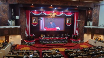 DPRD Jatim Resmi Transformasikan PT BPR Jatim Menjadi Perseroda