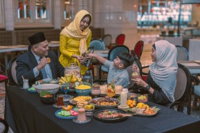 Suasana Pulang Kampung jadi Vibe Buka Puasa di Hotel Ciputra World Surabaya