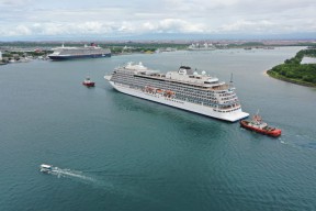 Pelabuhan Benoa Catat Sejarah: Tiga Kapal Pesiar Sandar Bersamaan, Dorong Pariwisata Bali